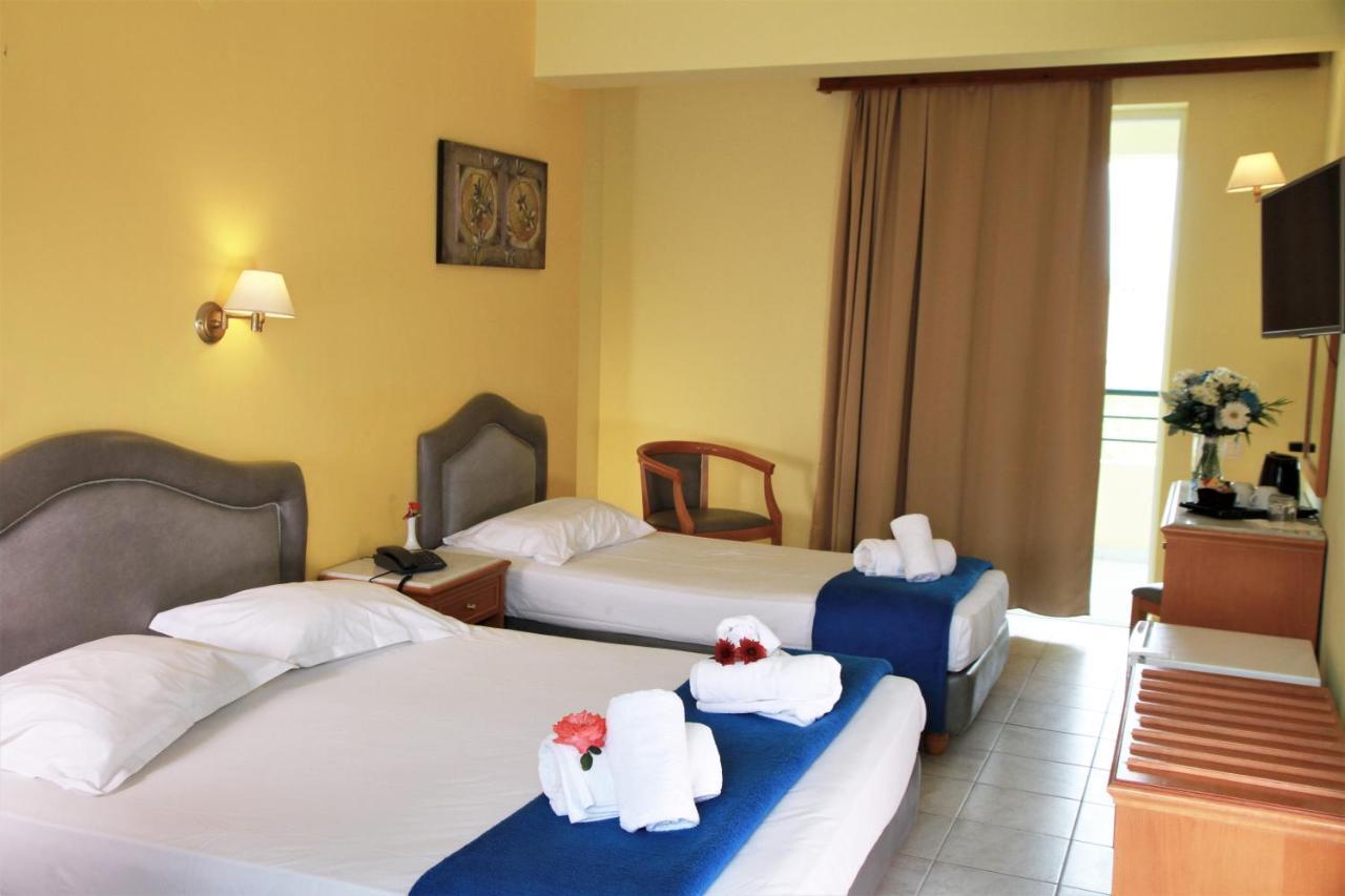 Dedalos Beach Hotel Sfáka Extérieur photo