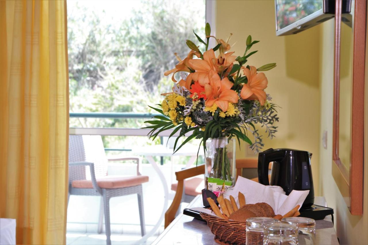 Dedalos Beach Hotel Sfáka Extérieur photo