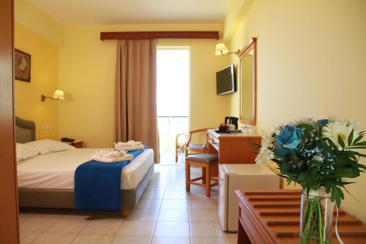 Dedalos Beach Hotel Sfáka Extérieur photo