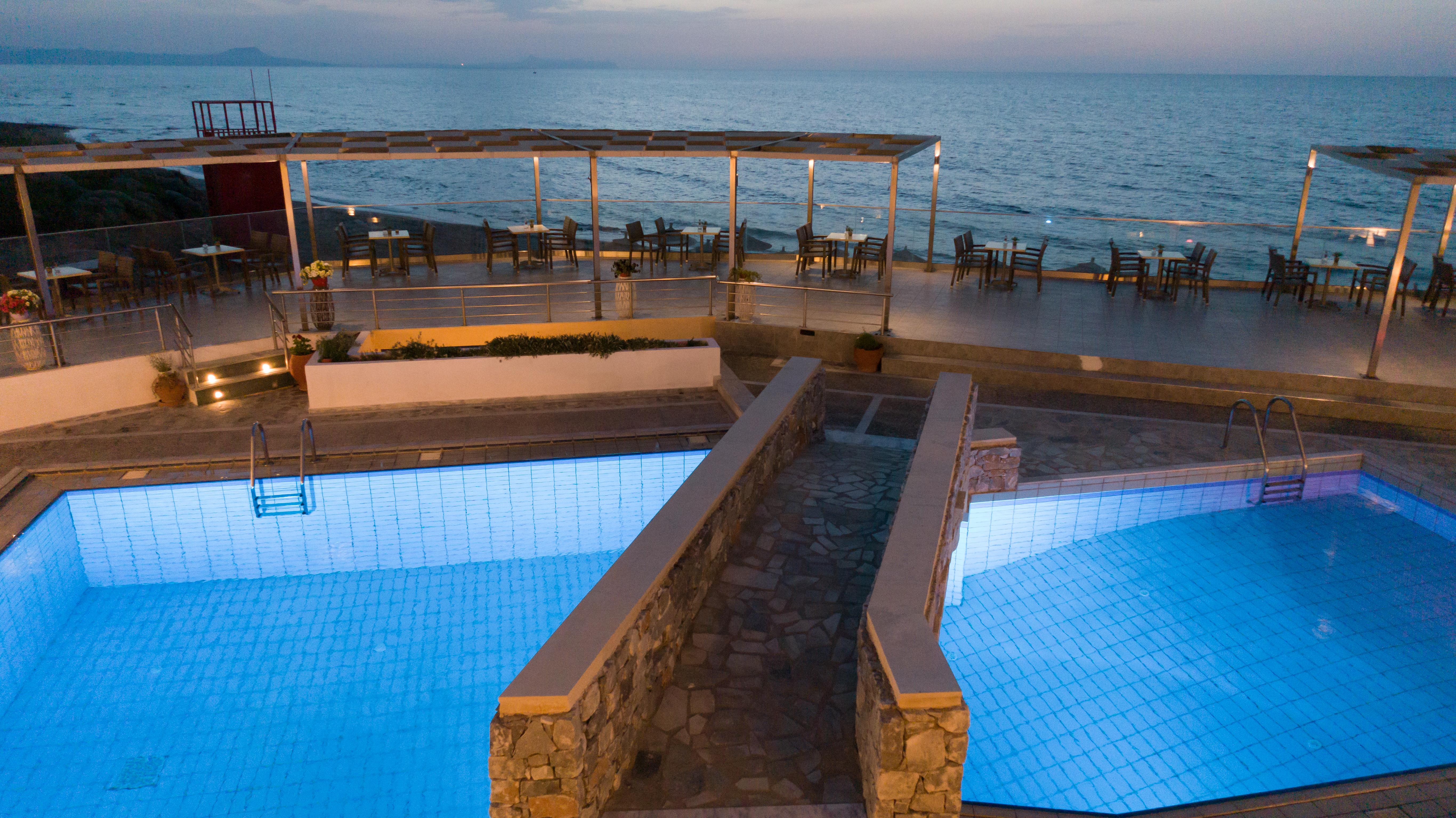 Dedalos Beach Hotel Sfáka Extérieur photo