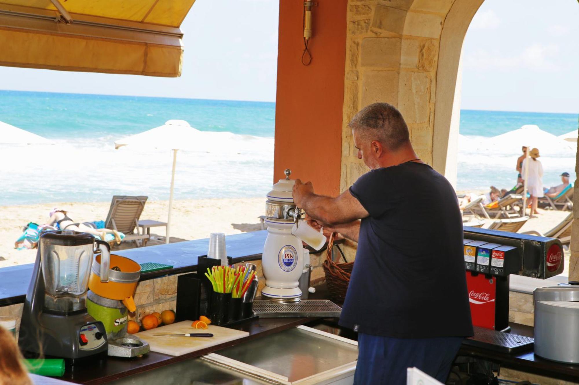Dedalos Beach Hotel Sfáka Extérieur photo