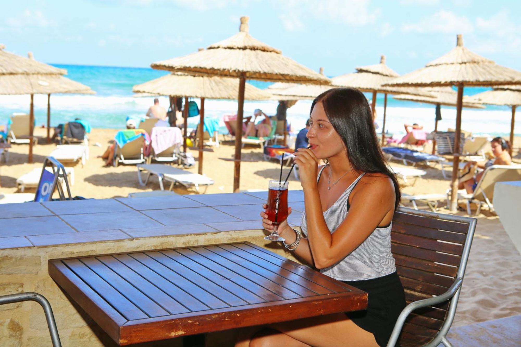Dedalos Beach Hotel Sfáka Extérieur photo